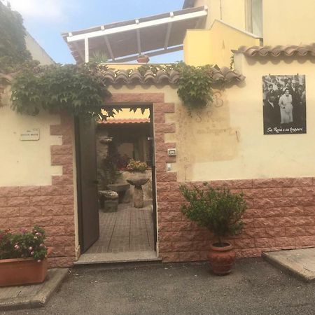 Sa Rosa E Su Trapperi Bed & Breakfast Oschiri Exterior foto