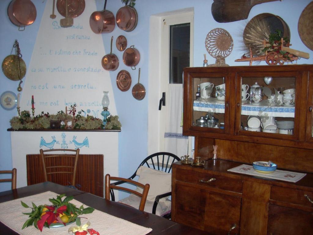 Sa Rosa E Su Trapperi Bed & Breakfast Oschiri Exterior foto